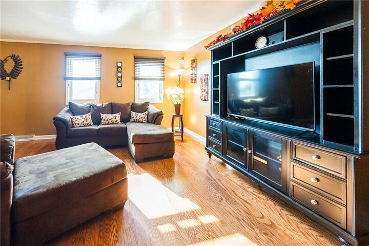 Property Photo:  963 Pittsburgh St  PA 15137 