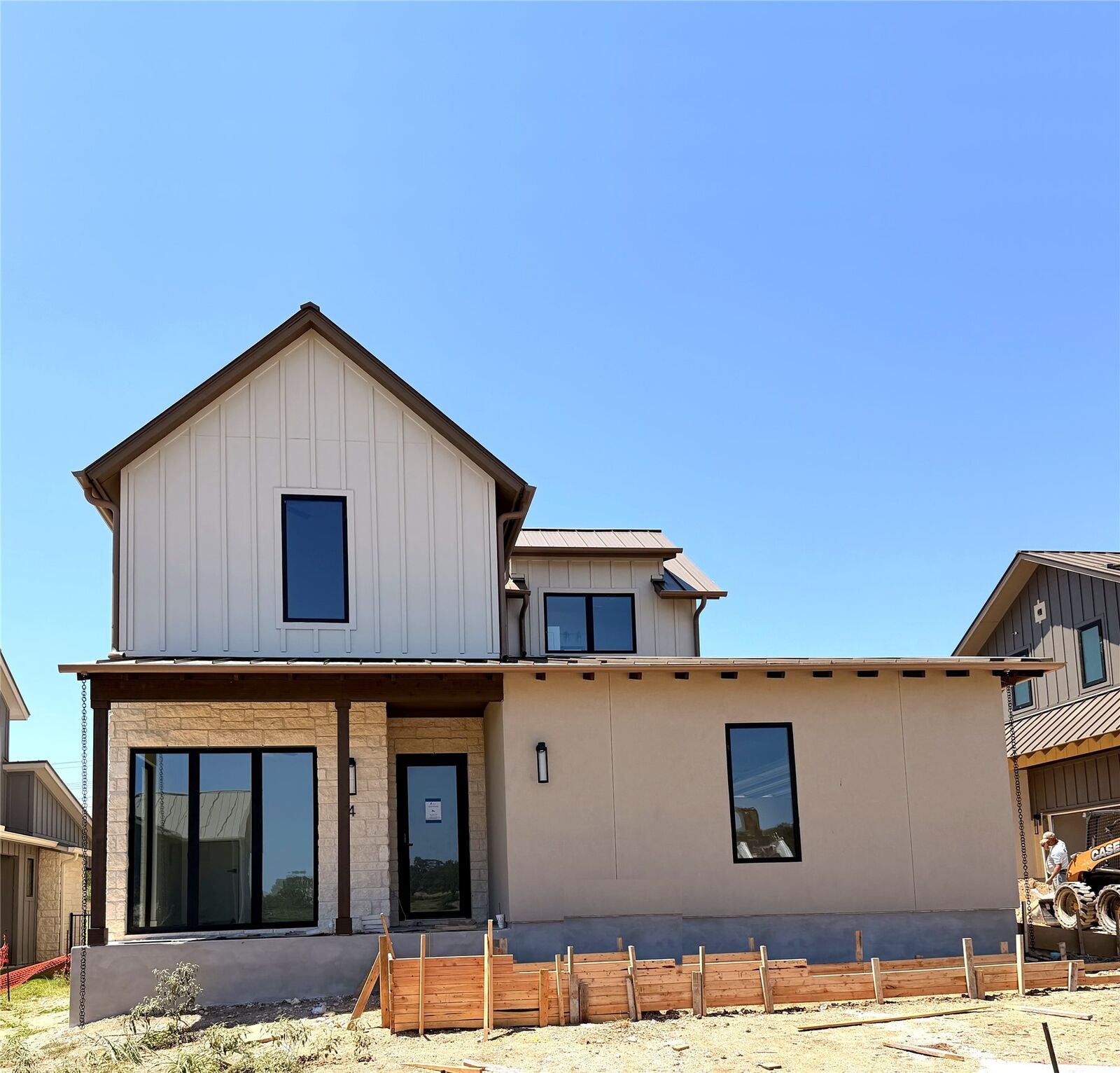Property Photo:  711 N Paleface Ranch Road 4  TX 78669 