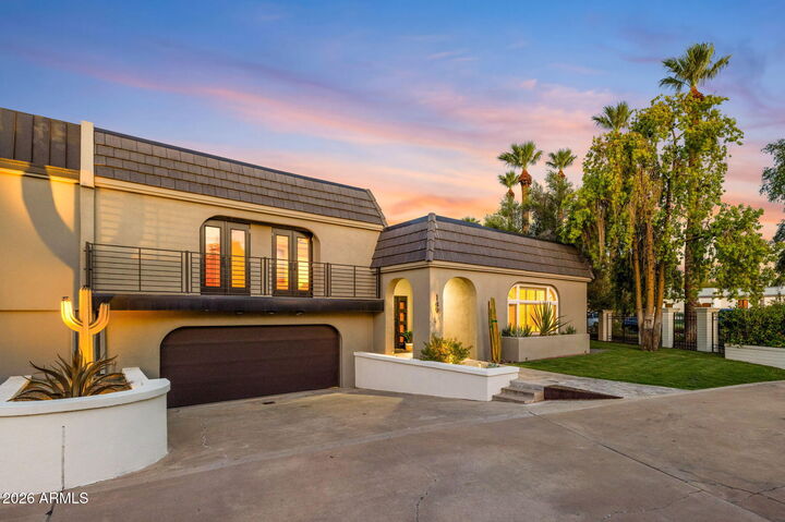 Property Photo:  149 N Country Club Drive  AZ 85014 