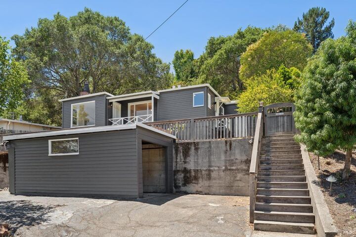 Property Photo:  225 Prospect Drive  CA 94901 