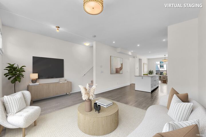 Property Photo: 9989 E Barnston Drive 11 BC V4N 6N3