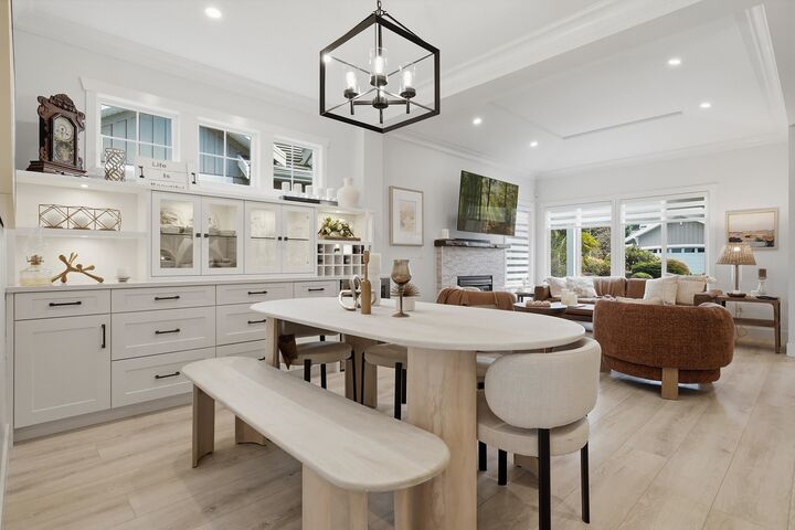 Property Photo: 18088 8 Avenue 5 BC V3Z 9T6