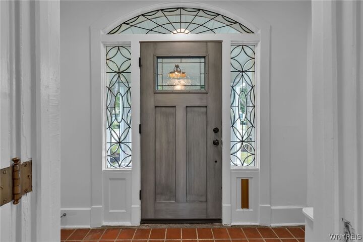 Property Photo: 387 Woodbridge Avenue NY 14214