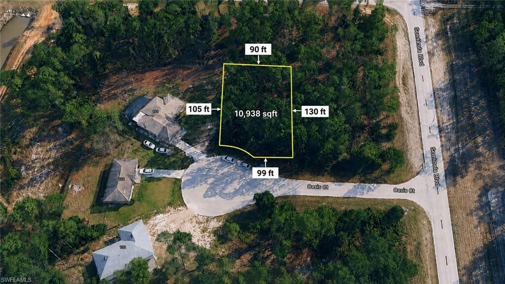Property Photo:  105 Oasis Ct  FL 33974 