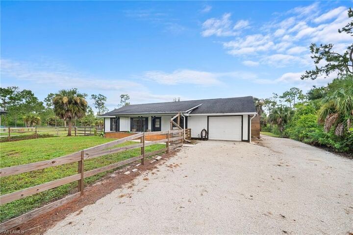 Property Photo: 3691 4th Ave NE FL 34120