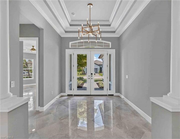 Property Photo:  15286 Arpino Ct  FL 34114 