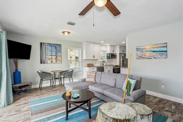Property Photo:  7476 Sunset Harbor Dr 414  FL 32566 