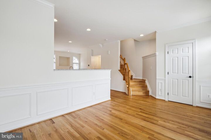 Property Photo:  5502 Sacramento Mews Place  VA 22309 