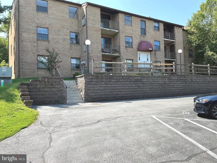 Property Photo: 1424 Valley Drive 1424 PA 19382