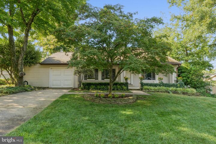 Property Photo: 4339 Stream Bed Way VA 22306