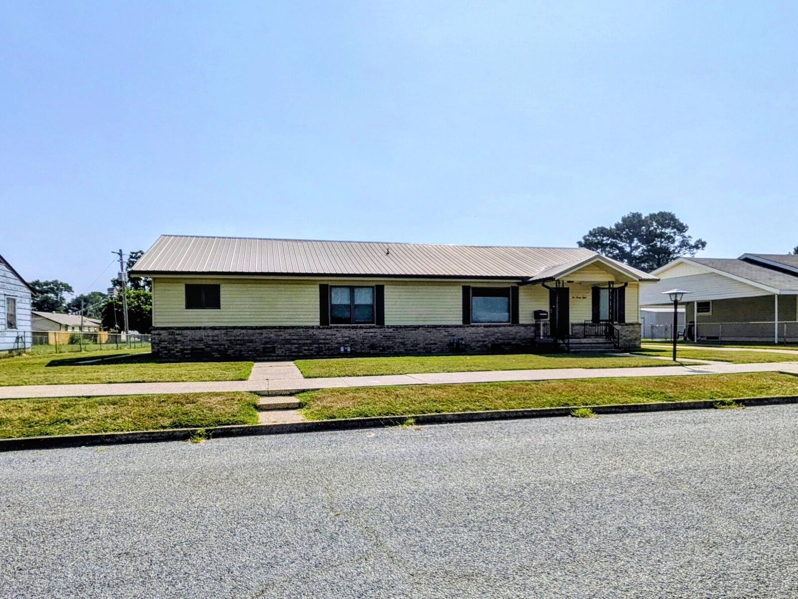 Property Photo:  228 Ingram  AR 71701-7108 