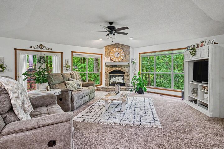 Property Photo: 22 Acceso Circle AR 71909