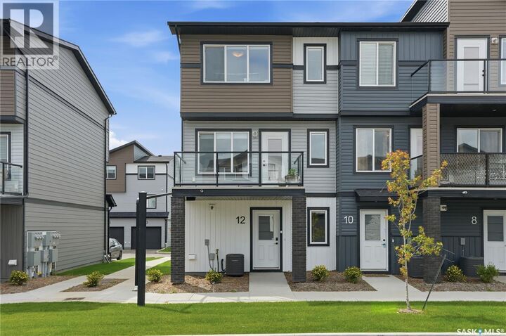 Property Photo: 12 651 Dubois Crescent SK S7V 0R3