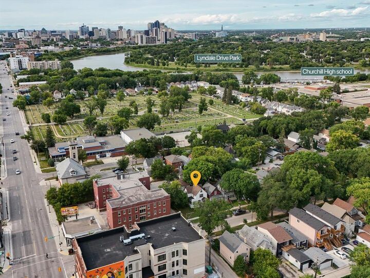 Photo de la propriété:  255 Morley Avenue  MB R3L 0Y2 
