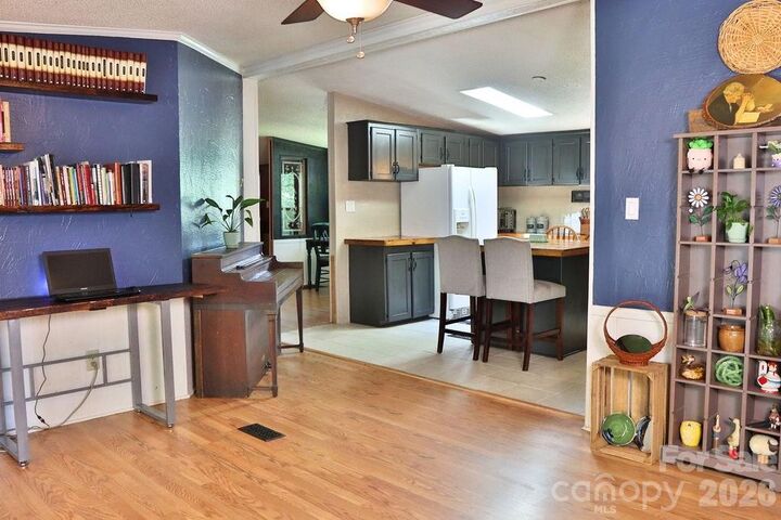 Property Photo:  2095 Goodman Lake Road  NC 28655 