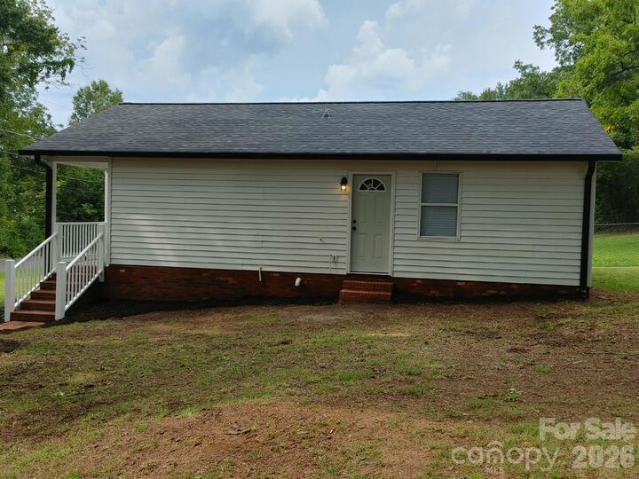 Property Photo:  700 Harmon Road  NC 28086 