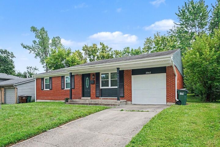 Property Photo:  2065 Sevenhills Drive  OH 45240 