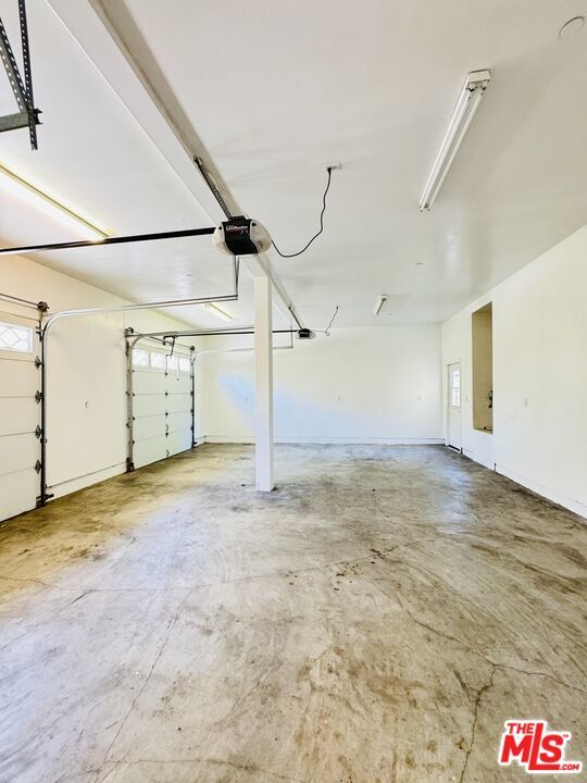 Property Photo: 7347 Dinwiddie St CA 90241