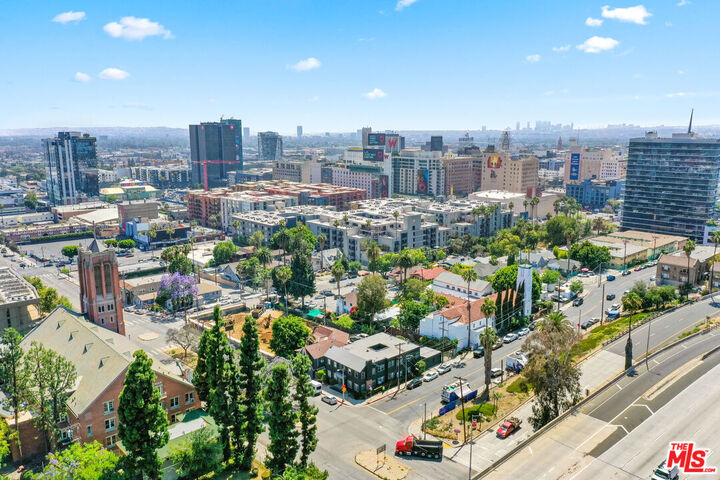 Property Photo:  1777 N Gower St, Unit 1781  CA 90028 