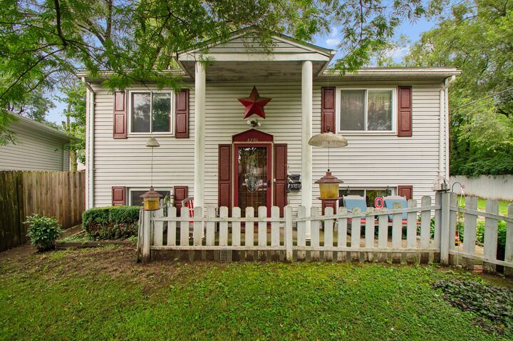 Property Photo:  3701 S Ohio Avenue  OH 43207 