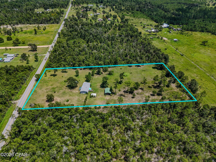 Property Photo: 11612 Owenwood Road FL 32438
