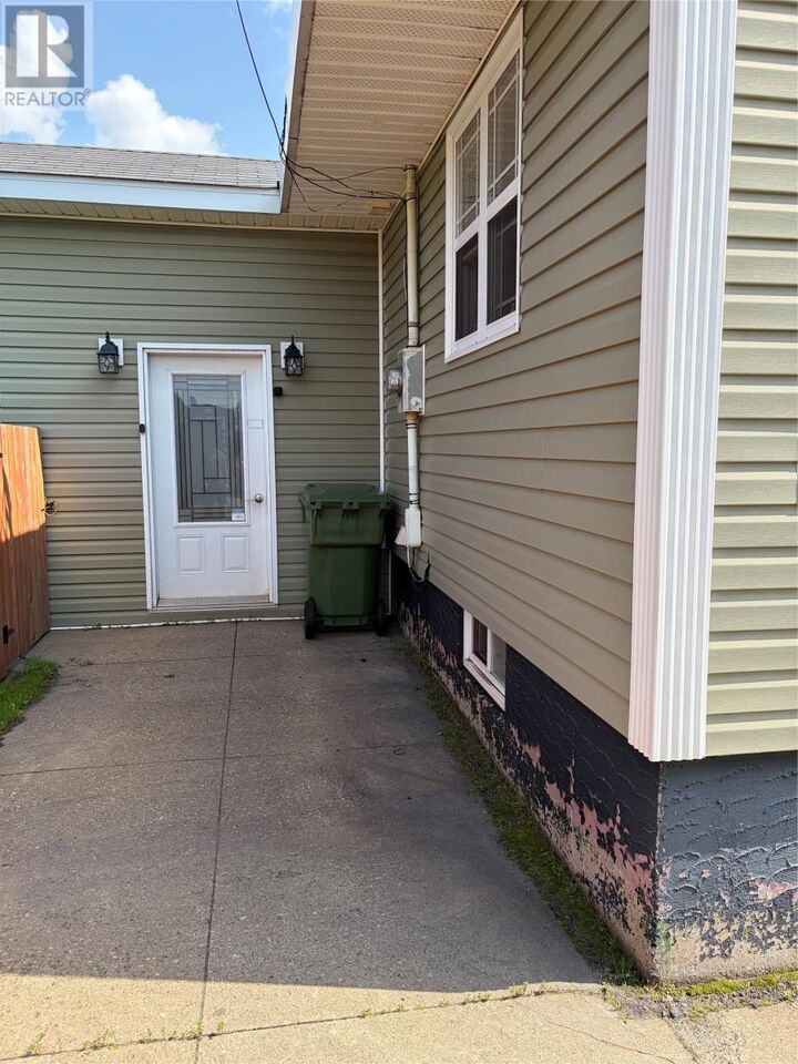 Property Photo: 307 Dineen Crescent NL A2V 1E3