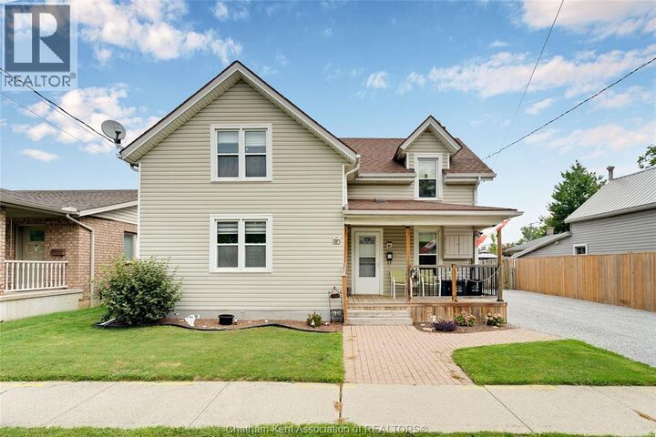 Property Photo: 41 Woods Street ON N7L 3P9