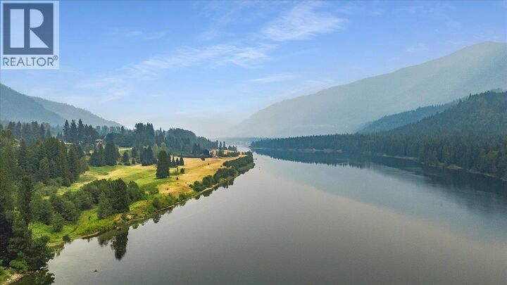 Property Photo: 1864 Highway 3A Other BC V1N 4N6