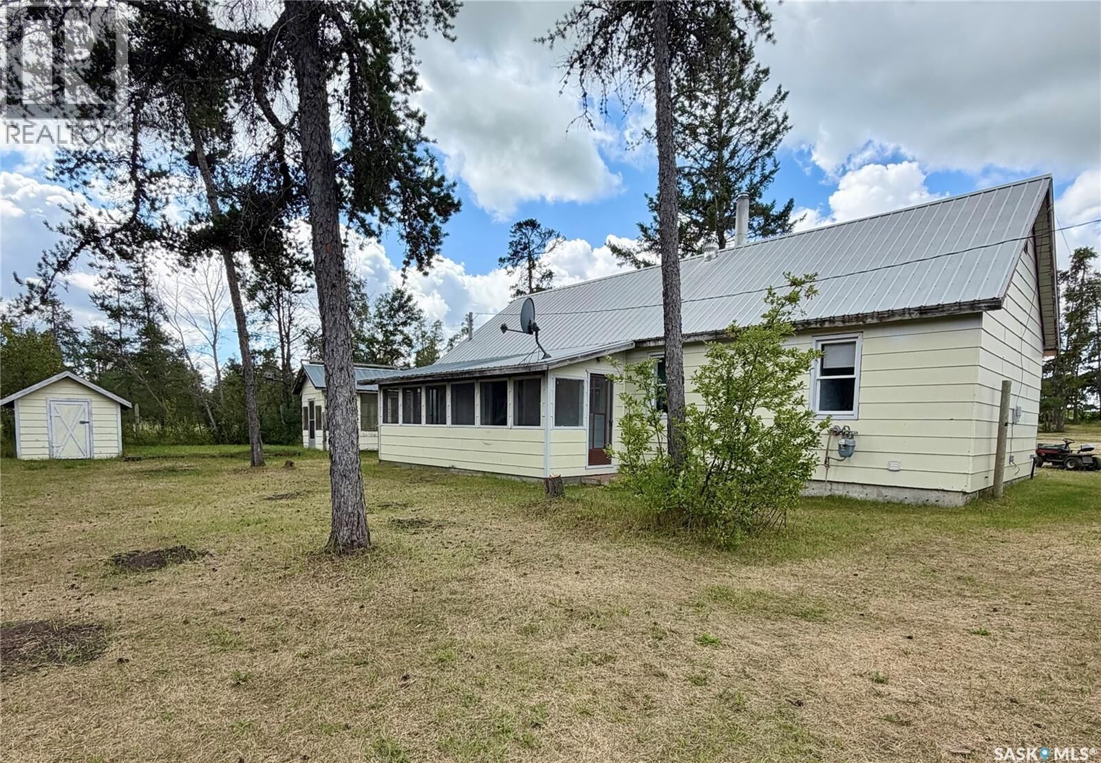 Property Photo:  Lit Acre South  SK S0E 0Y0 
