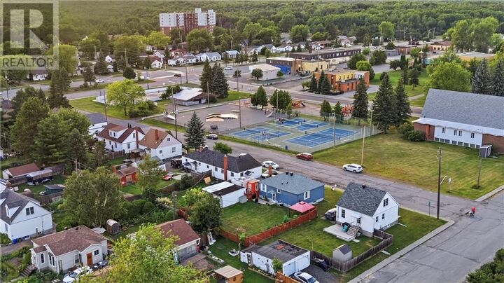 Property Photo: 219 Fifth Ave ON P3Y 1M4