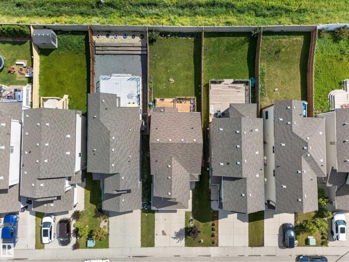 Property Photo: 1927 51 Street SW AB T6X 1Y4