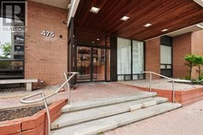 Property Photo: 475 Laurier Avenue West 1107 ON K1R 7X1