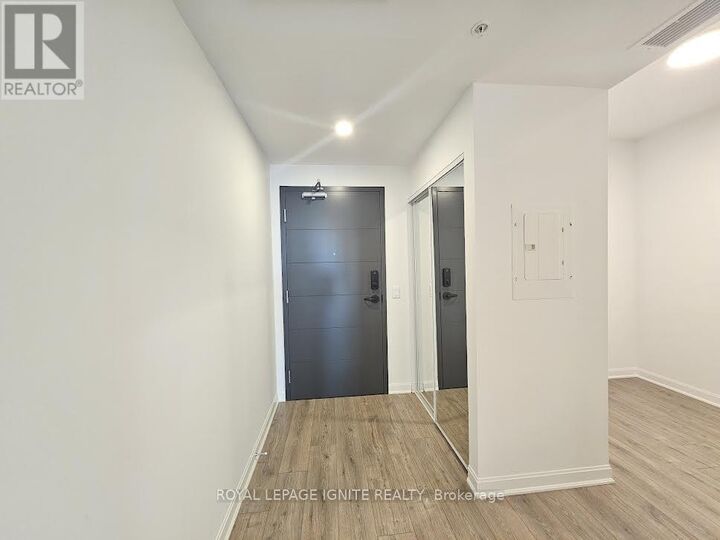 Property Photo:  223 Princess Street 529  ON K7L 0G8 