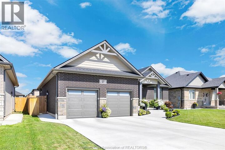 Property Photo: 27 Tracy Drive ON N7M 0S8
