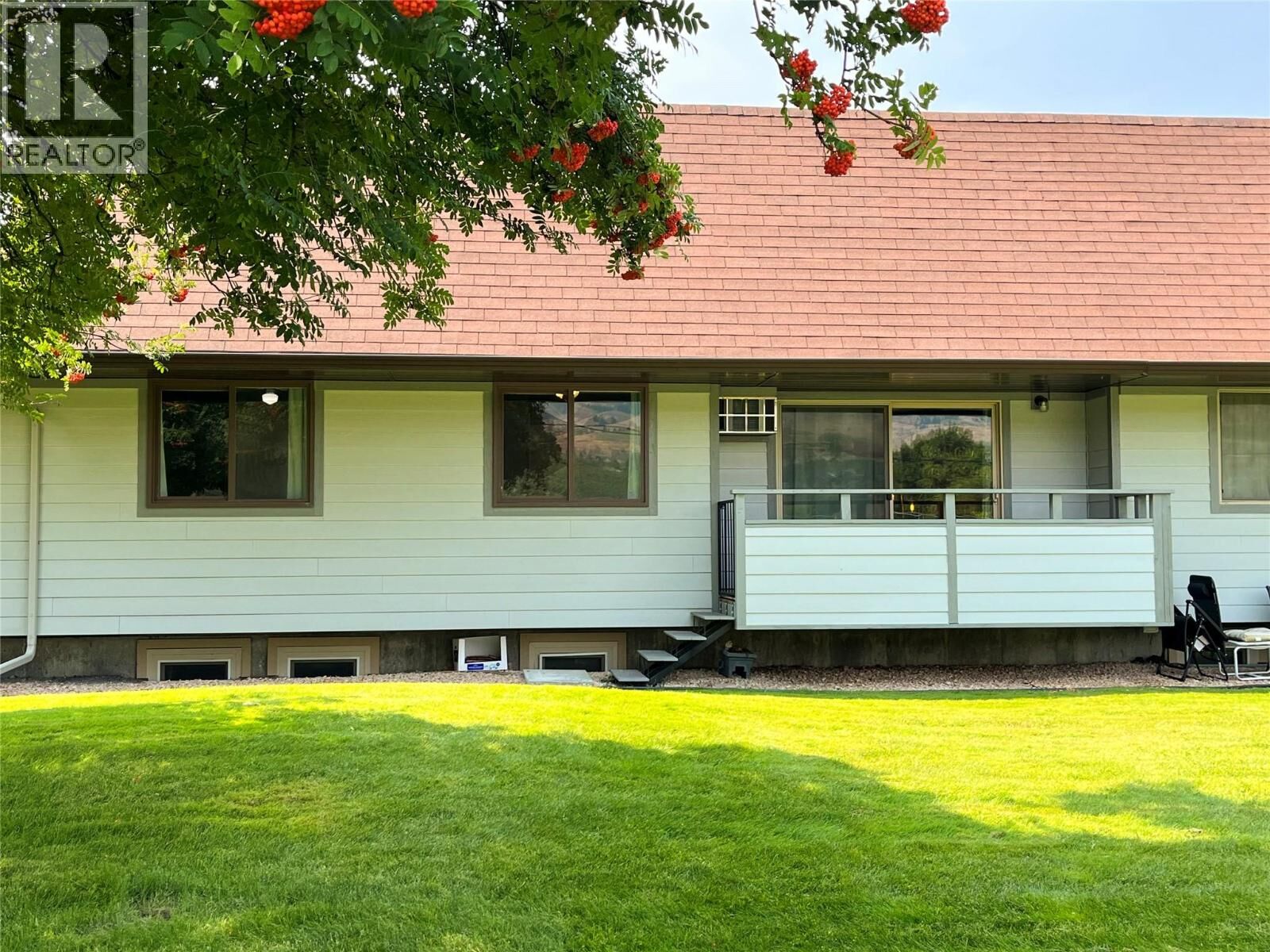 Property Photo: 220 Prior Road South 3 BC V1X 2Y4