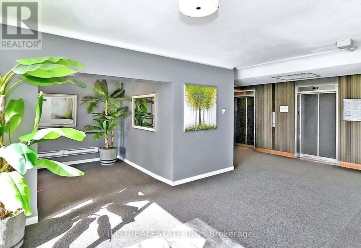 Property Photo: 5 Massey Square 407 ON M4C 5L6