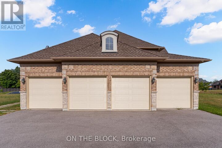 Property Photo: 24 Whitewood Drive ON L4A 1R9