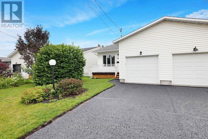 Property Photo:  184 Morris Street  ON K7C 4M8 