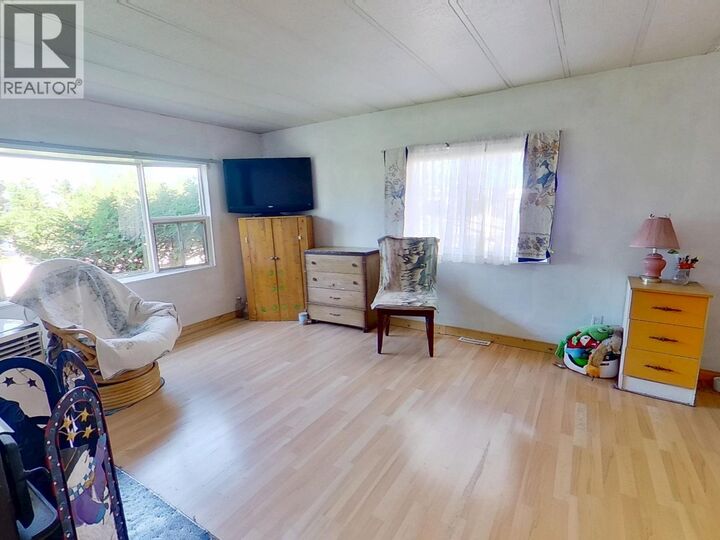 Property Photo: 950 Anderson Drive 6 BC V2J 1G5