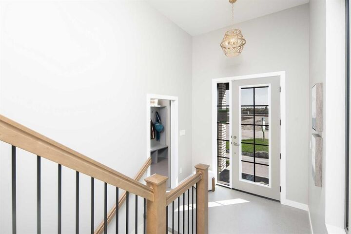 Property Photo: 32 Porcupine Crescent MB R3X 0X2