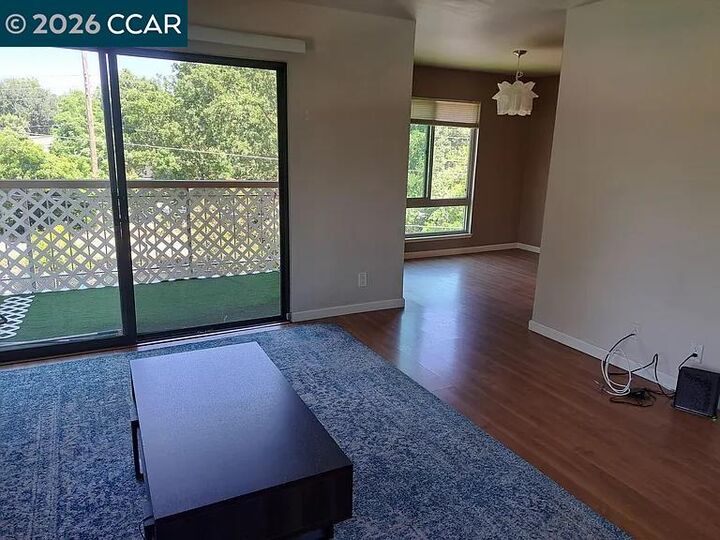 Property Photo:  450 N Civic Dr 306  CA 94596 