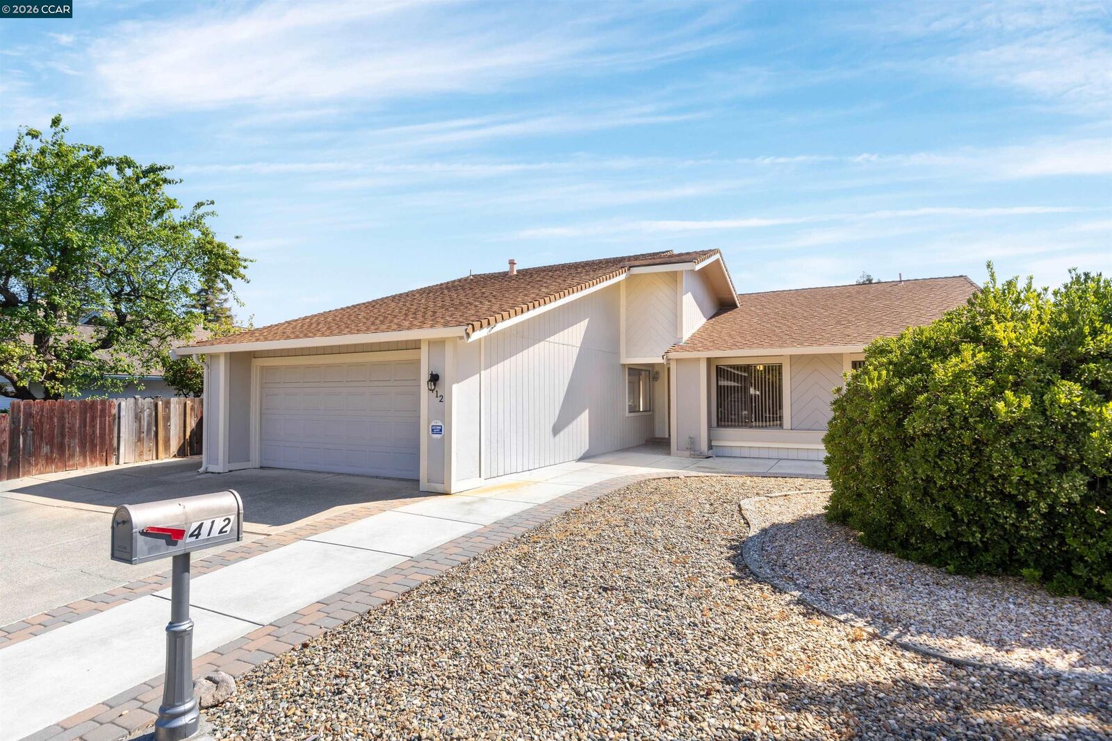 Property Photo: 412 Solano Dr CA 94510
