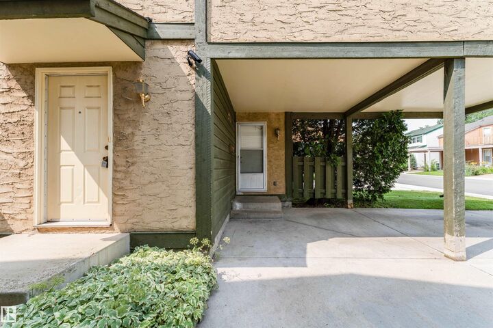 Property Photo:  9245 54 Street NW  AB T6B 2L3 