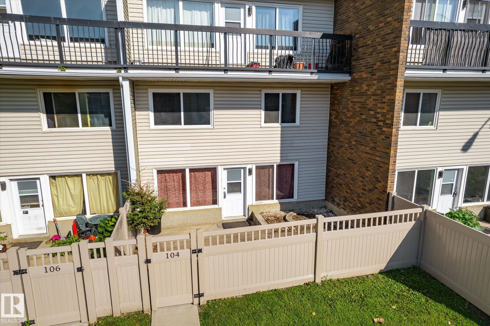 Property Photo: 7805 159 Street NW 104 AB T5R 2E1