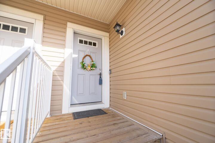 Property Photo: 3710 Allan Drive SW 4 AB T6W 2C4