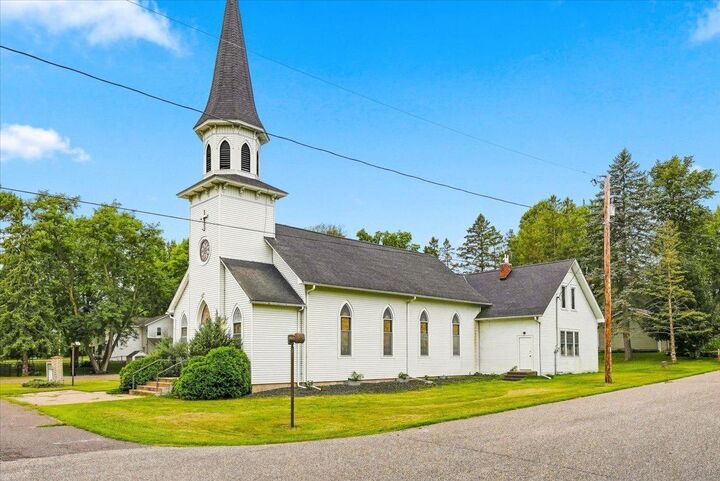 Property Photo: 221 2nd Street WI 54007