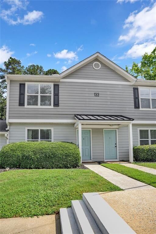 Property Photo: 604 Ivey Court B GA 30188