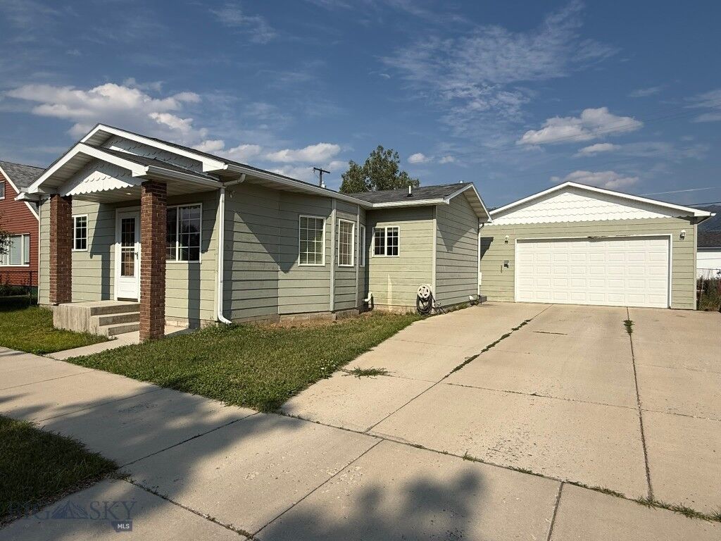 Property Photo:  1856 Phillips Avenue  MT 59701 