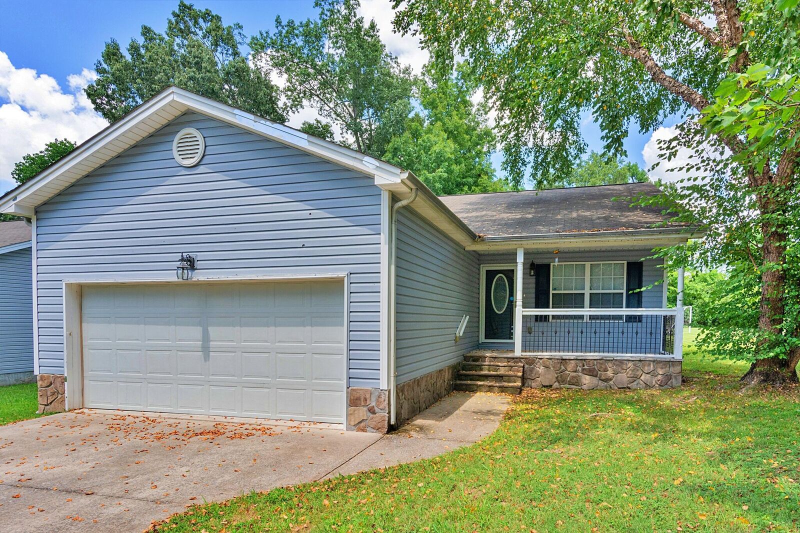 Property Photo: 8147 Karr Street TN 37421