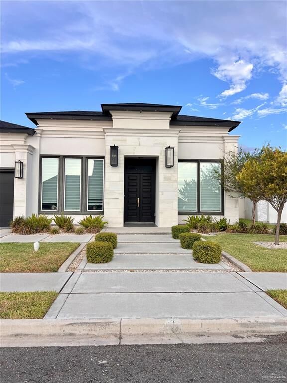 Property Photo:  604 Glenwood Avenue  TX 78572 